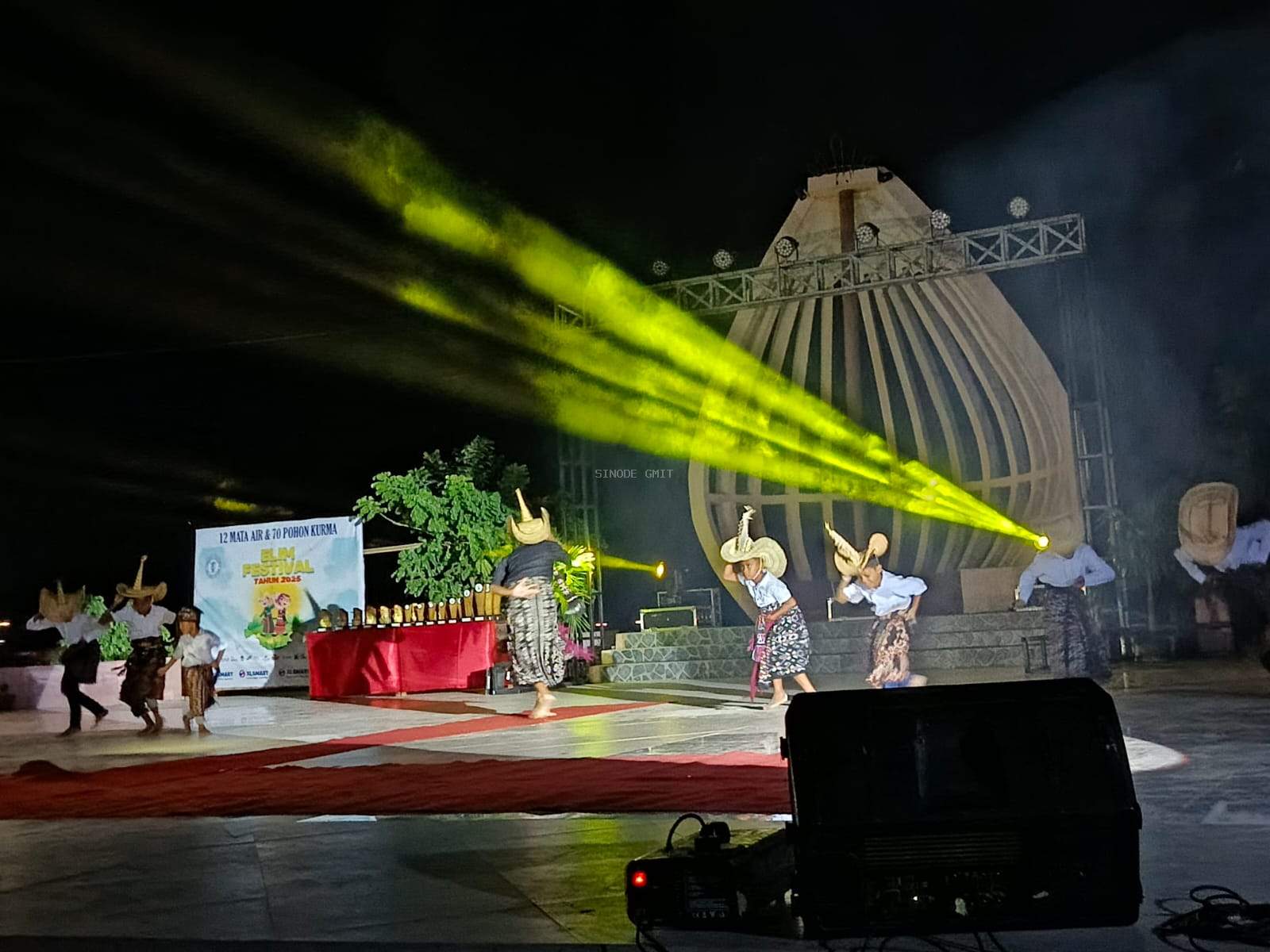 PENAMPAKAN KRISTUS MEMPERTEGUH IMAN UMAT BERBUDAYA (YOHANES 21:1-14)