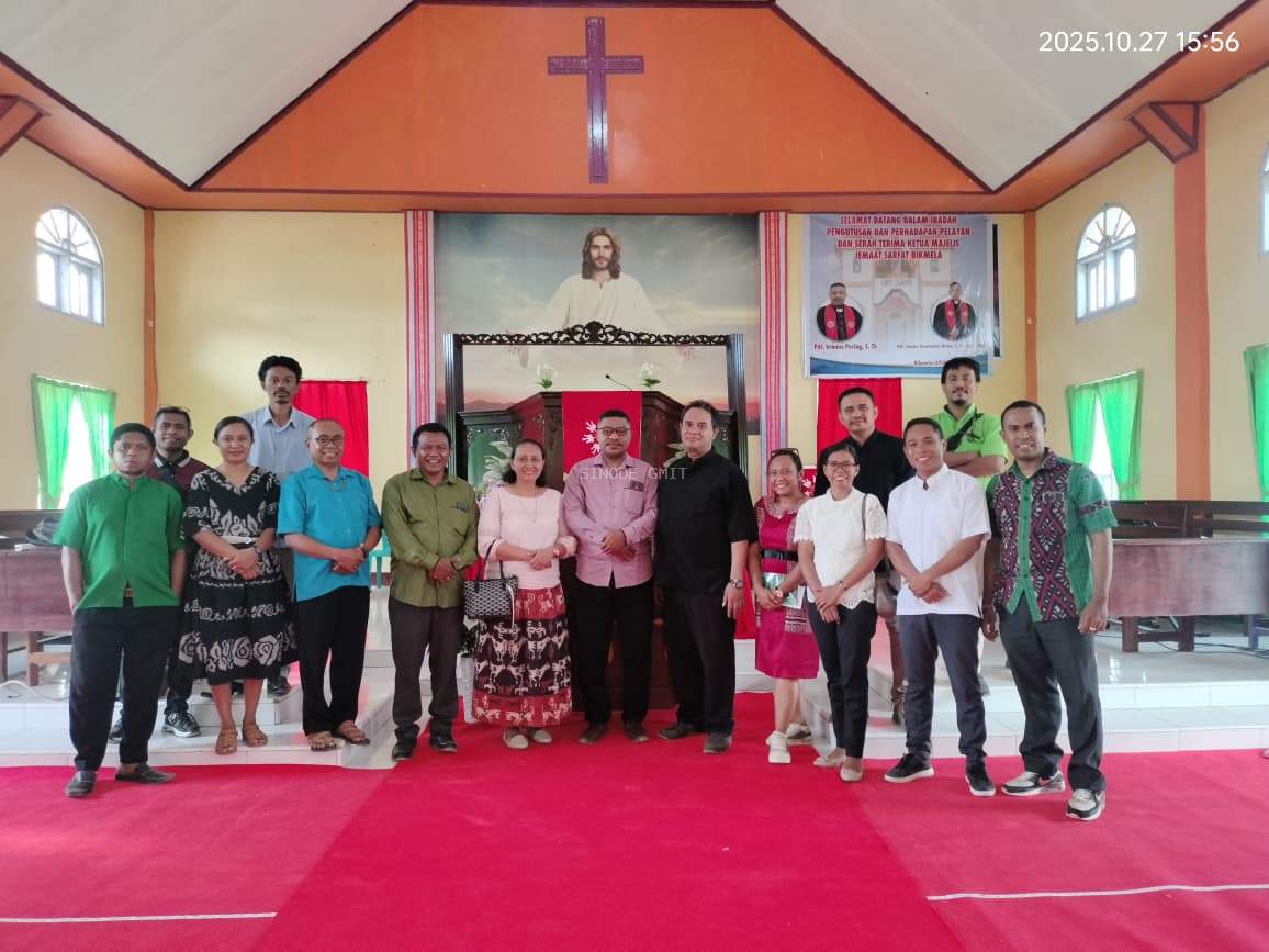 Pdt. Sander Konstantin Meha Ganti Pdt. Irianus Pering di Jemaat Sarfat Bikmela