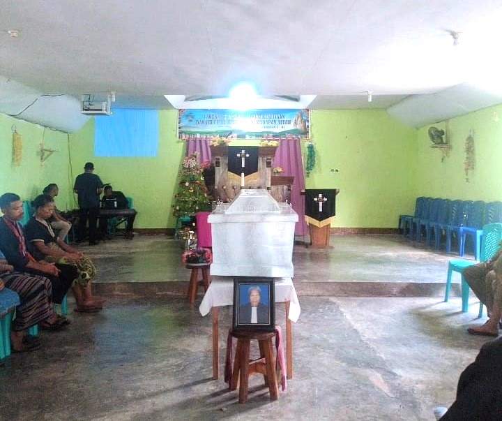 Pdt. Emr. Junus Karel Klakik, Pelayan dan Praktisi Budaya Klon Alor Tutup Usia