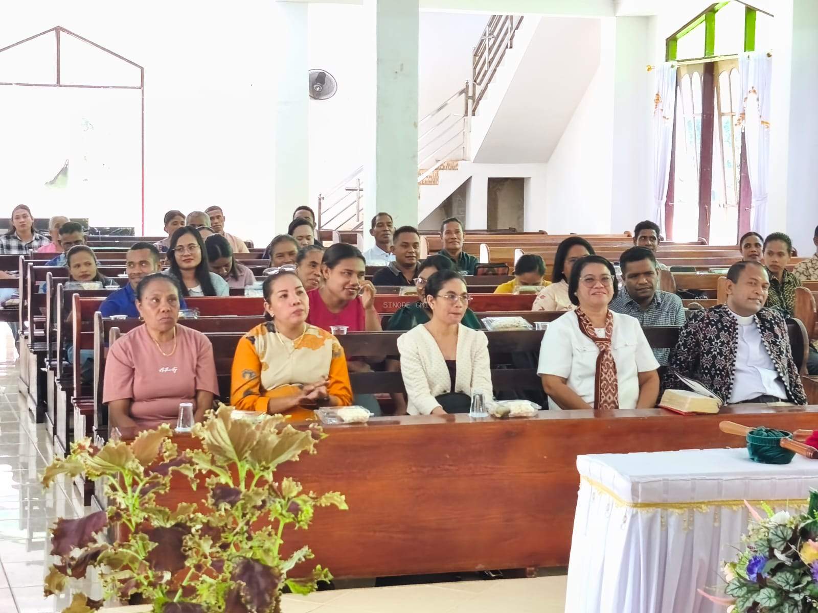 Atasi Isu Sosial Melalui Penguatan Spiritualitas, Majelis Klasis Amarasi Barat Gelar Seminar dan IPI